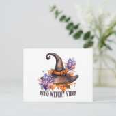 Boho Witchy Vibes Halloween Postkarte (Stehend Vorderseite)