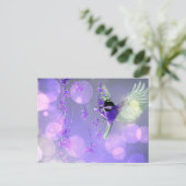 Bokeh Bubbles Flying Hummingbird - Lila Postkarte (Stehend Vorderseite)