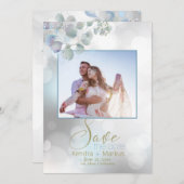Bokeh Dusty Blue Laurel Eucalyptus Save the Date Einladung (Vorne/Hinten)