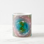 Bokeh-Licht, schimmerndes, verschwommenes Fleckenl Kaffeetasse (Mittel)