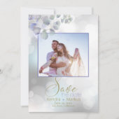 Bokeh und Lilac Mint Eukalyptus Save the Date Einladung (Vorderseite)
