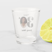 Bold 30th Birthday Photo Schnapsglas (Rückseite)
