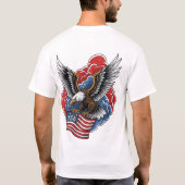 Bold American Eagle – Patriotic Flag Art T-Shirt (Rückseite)