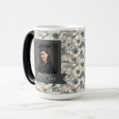 Bold Anemones Pattern Grandaughter Graduation Verwandlungstasse (Vorderseite Links)