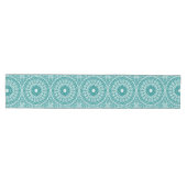 Bold Aquamarin Mandala Pattern Mittelgroßer Tischläufer (Horizontal)