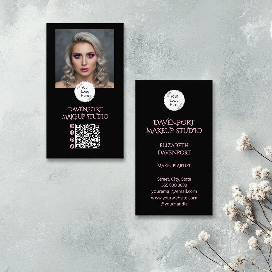Bold Black and Blush Pink Social Icon QR Code Visitenkarte