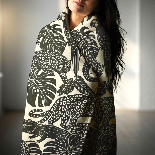 Bold Black and Cream Tropical Jungle Animals Fleecedecke