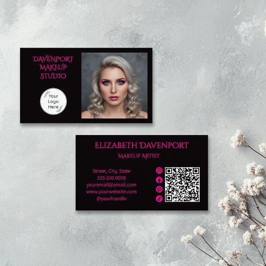 Bold Black and Hot Pink Social Icon QR Code Visitenkarte