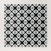 Bold Black and White Symmetrical Arabesque Pattern Puzzle (Vertikal)