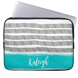 bold black and white with turquoise pattern design laptopschutzhülle