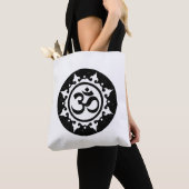 Bold Black Om Circle Symbol Boho Tasche (Von Nahem)