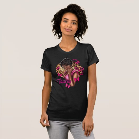 Bold Black Taurus Diva mit Earthy Elegance T-Shirt (Vorne ganz)