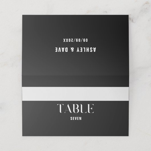 Bold Black Wedding Custom Platzkarte (Außenseite Aufgefaltet)