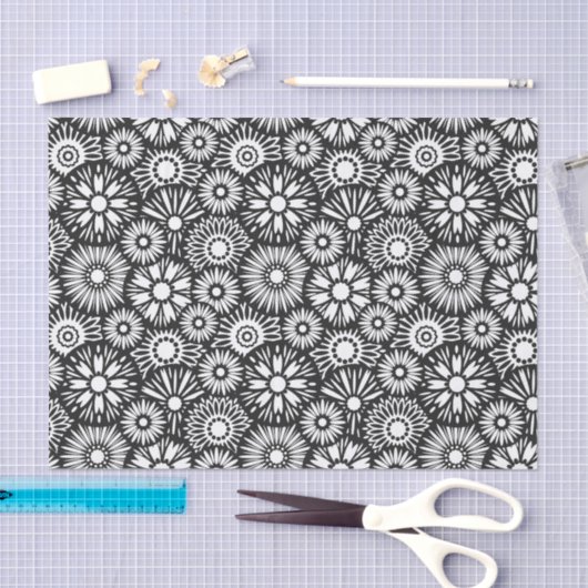Bold Black White Retro 70s Graphic Daisy Pattern Seidenpapier (Handwerk)