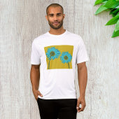 Bold Blue Daisy Art auf Mustard Yellow Background T-Shirt