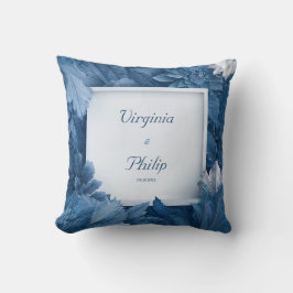 Bold Blue Floral Botanical Wedding Kissen