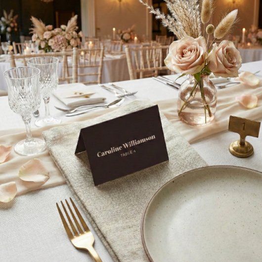 Bold Brown Typography Custom Wedding Place Card Tischnummer