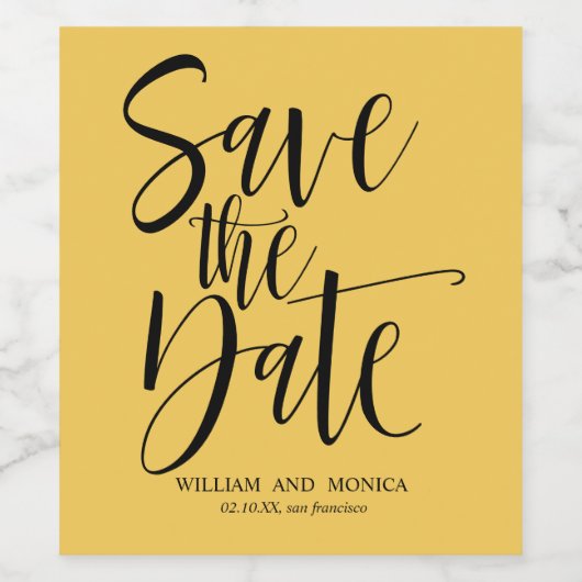Bold Calligraphy Mustard Save the Date schwarz Weinetikett (Einzelnes Label)