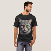 Bold Cat Head Graphic T - Shirt - Stylish & Trendy (Vorne ganz)