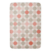 Bold Circle Pattern Bath Mat in Red Pink Mocha Badematte (Vorderseite Vertikal)