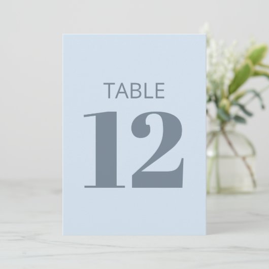 Bold Cool Soft Light Blue Modern Table Number Sign Einladung (Stehend Vorderseite)