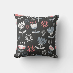 Bold Floral Symphony Kissen