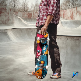 Bold Geometric Pop Art - Fahren Sie schnell, live  Skateboard