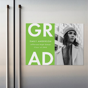Bold Grad Lime Green Foto Abschluss Magneteinladung