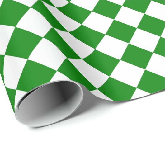 Bold Green and White Chevron Pattern Classic Geschenkpapier (Rolleneckpunkt)