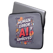 Bold “Human Error, AI Approved” Digital Art Laptopschutzhülle (Vorderseite Links)