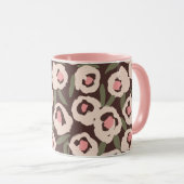Bold Inky Floral Pattern | Hand-Drawn Botanical Tasse (VorderseiteRechts)