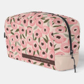 Bold Inky Floral Pattern | Hand-Drawn Botanical Waschbeutel (Rechte Ecke)