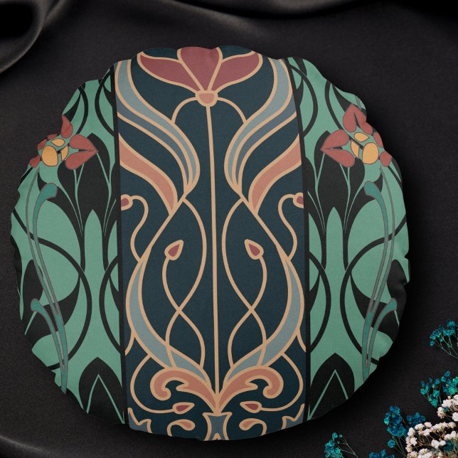 Bold Maximalist Art Nouveau Rundes Kissen (Von Creator hochgeladen)
