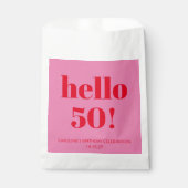 Bold Modern Ästhetisches Rosa und Rot 50. Geburtst Geschenktütchen (Vorderseite)