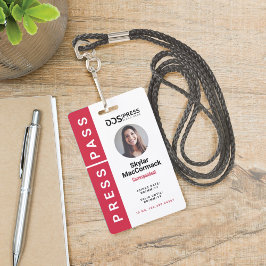Bold Modern Red Circle Foto Press Pass & Logo Ausweis