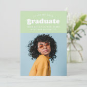 BOLD MODERN RETRO GRADUATE | EINLADUNG VON ABSCHLÜ (Stehend Vorderseite)