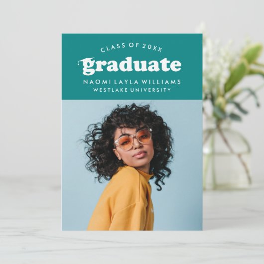 BOLD MODERN RETRO GRADUATE | EINLADUNG VON ABSCHLÜ (Stehend Vorderseite)