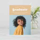 BOLD MODERN RETRO GRADUATE | EINLADUNG VON ABSCHLÜ (Stehend Vorderseite)