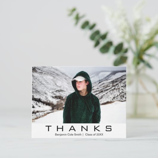 Bold Modern Typografy Foto Abschluss Vielen Dank Postkarte (Stehend Vorderseite)