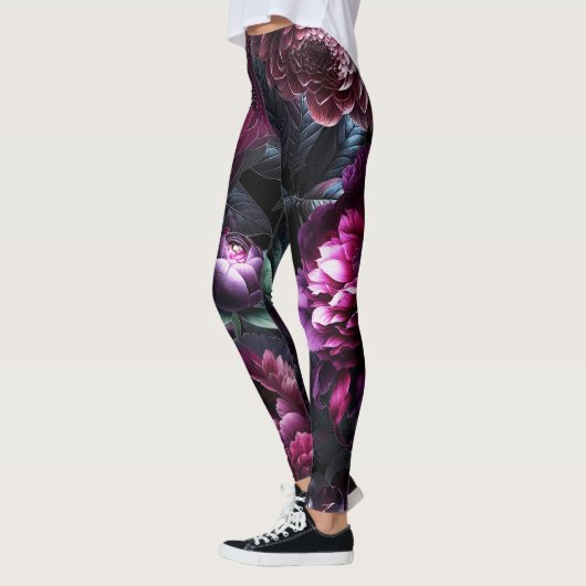 Bold Moody Blume Black Enchanted Floral Garden Leggings (Links)