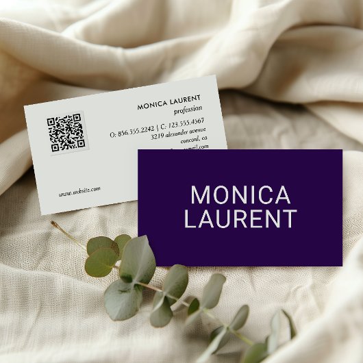 BOLD NAME QR CODE LOGO SOCIAL ICONS CHIC LILA VISITENKARTE