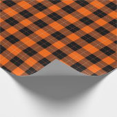 Bold Orange and Black Buffalo Plaid Geschenkpapier (Ecke)