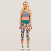 Bold Outline Rose Love Capri Leggings (Vorderseite)