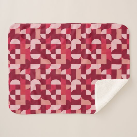 Bold Pink and Red Retro Geometric Pattern Sherpadecke (Vorderseite (Horizontal))