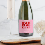 Bold Pink & Red Bachelorette Weekend Schaumweinetikett<br><div class="desc">Dieses lustige und kühne rosa Accessoire wird Ihre zukünftigen Party Gäste begeistern!</div>