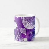 Bold Purple and Violet Wild Flower Art Kaffeetasse (VorderseiteRechts)