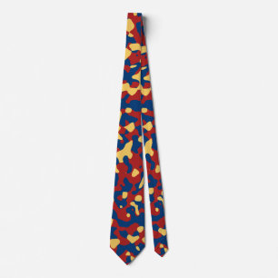 Bold Red Camouflage in Golden Yellow und Navy Blue Krawatte