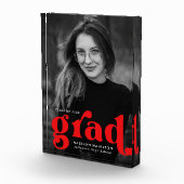 Bold Red Typografy Abschluss Fotoblock (Rechts)