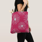 Bold Retro Sunburst Pattern in Deep Pink and White Tasche (Von Nahem)