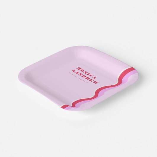 Bold Retro Wave Ästhetische Rosa und Rote Hochzeit Pappteller (Gewinkelt)